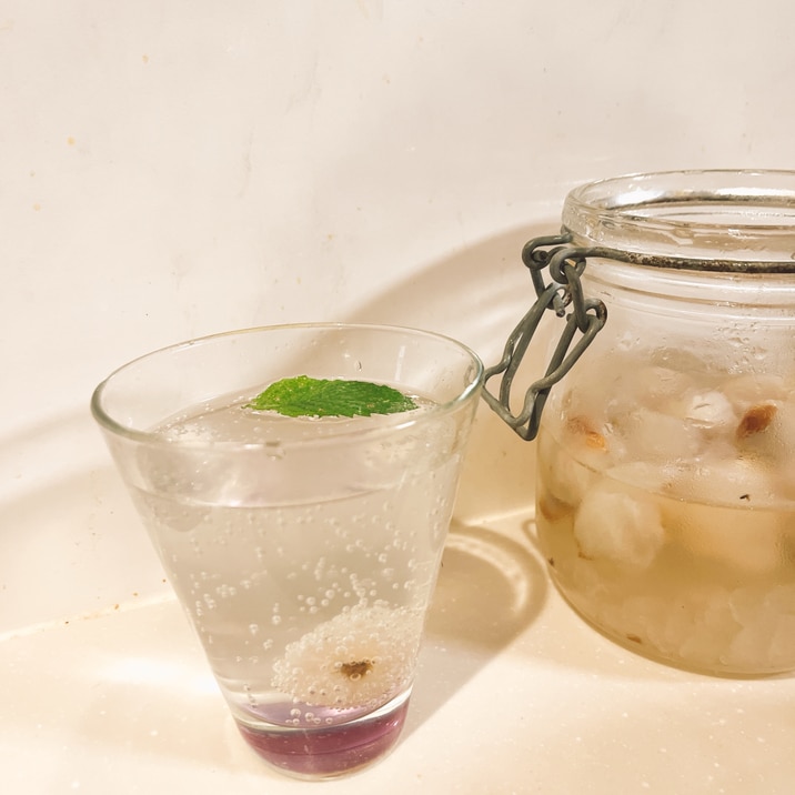 冷凍ライチと氷砂糖で!食べるソルティライチシロップ